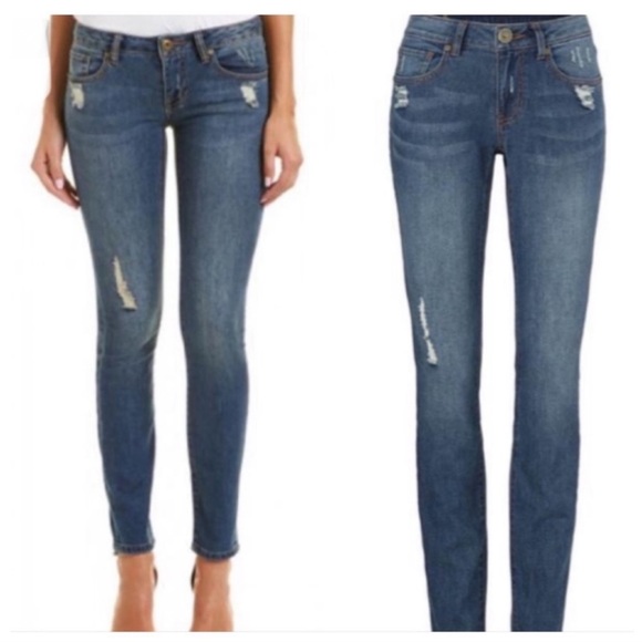 CAbi Denim - Cabi Distressed Destructed Curvy Skinny Jeans 5091